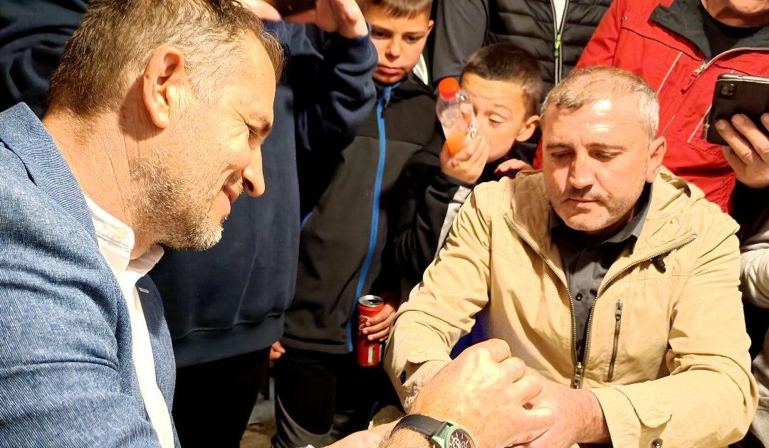 Nudili mu 1500 eura za kokoš, a on dodao još jednu nulu i poslao im poruku “ne dam je ni za 15 000 eura”