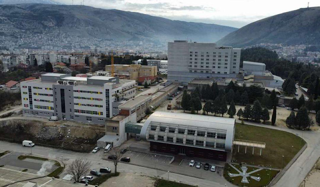 Zbog porasta oboljelih od koronavirusa, SKB Mostar je uveo restrikciju za posjete pojedinim odjelima