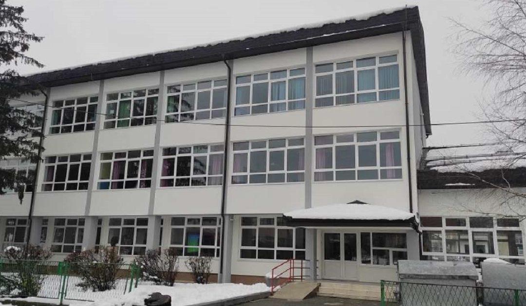 MUP HNŽ-a: Nakon dojave o mogućem izvršenju pucnjave pojačane mjere sigurnosti u blizini škola