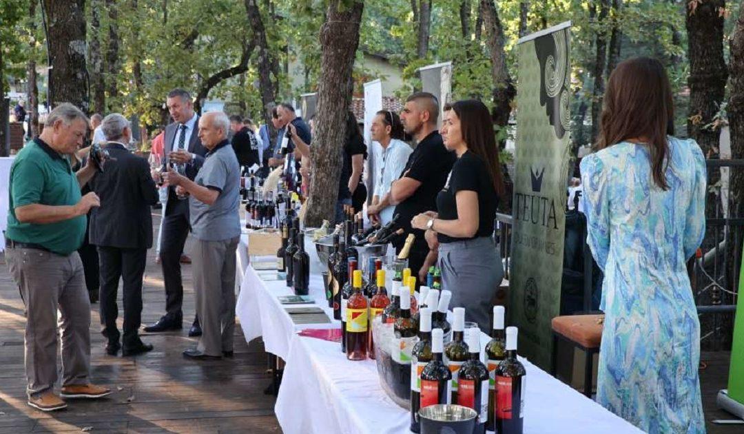 Zavod pokrenuo organoleptičku ocjenu potencijala mladih otvorenih vina iz berbe 2023.