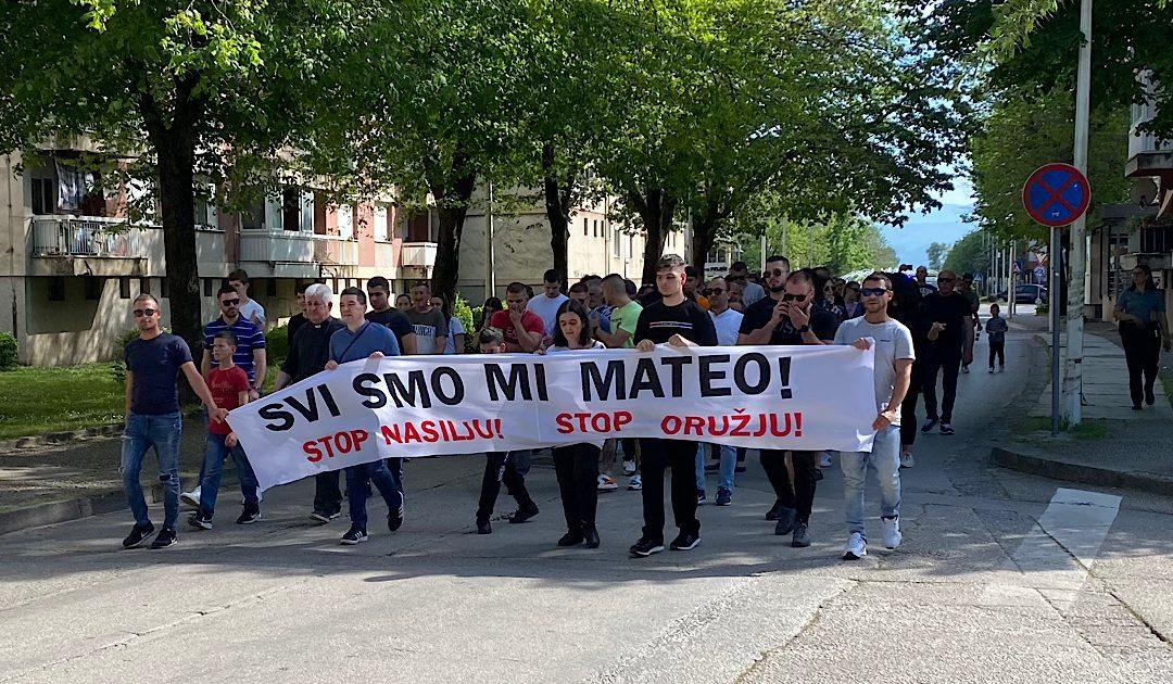 Održana prosvjedna šetnja “Stop nasilju, stop oružju!”