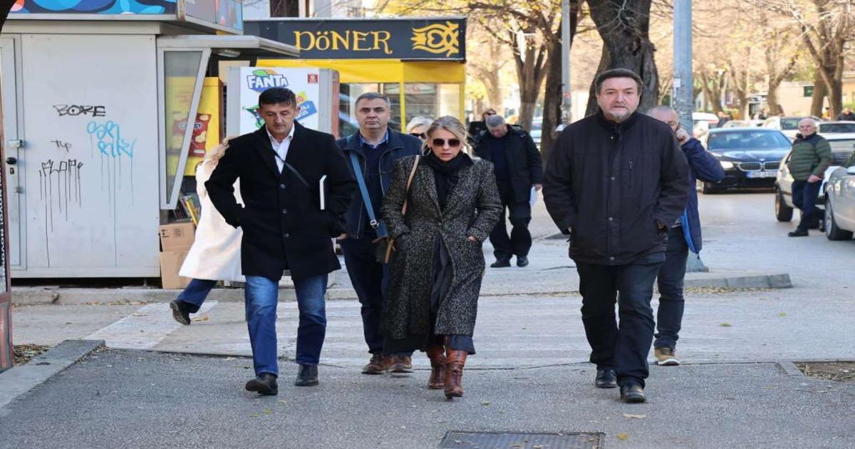 prosvjetni djelatnici