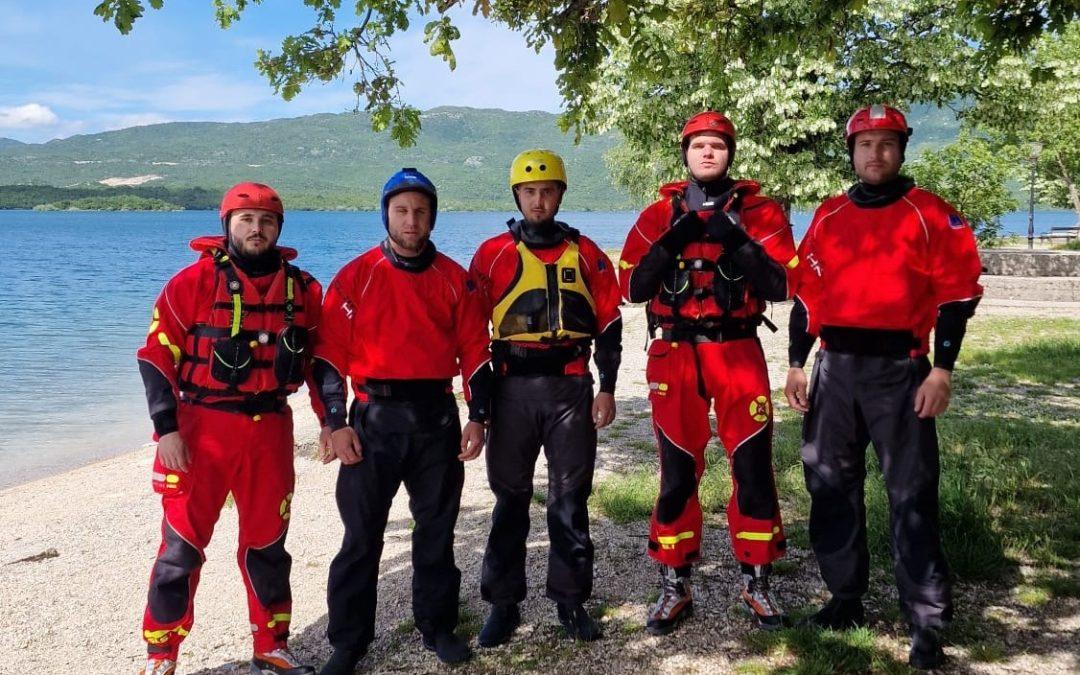 Čapljinski vatrogasci sudjelovali na obuci i vježbi “Zaštita i spašavanje u slučaju poplava uz upotrebu čamaca” u Nikšiću