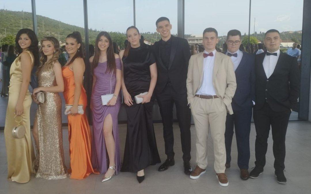 FOTO: Učenici Srednje škole Čapljina zasjali na maturalnoj večeri