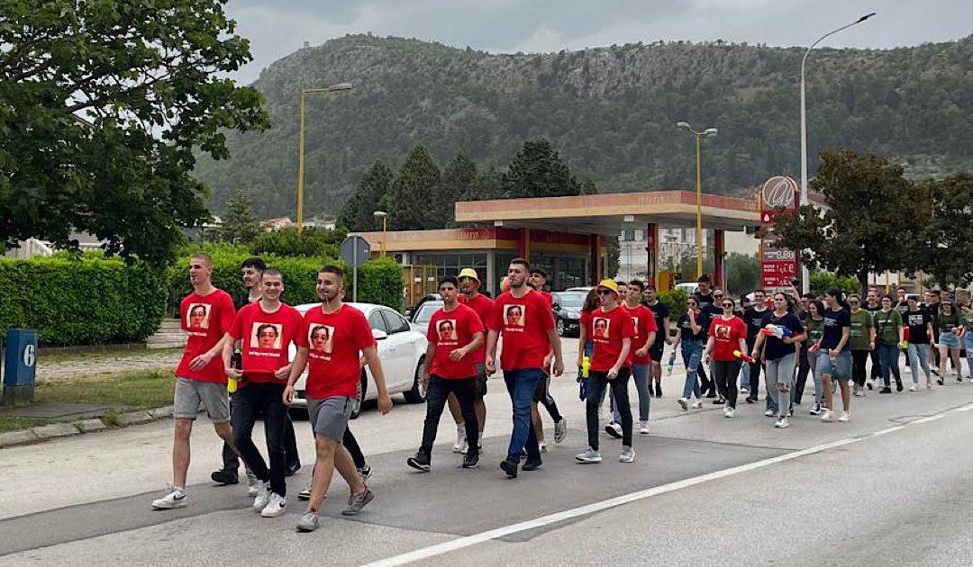 AUDIO: Čapljinski maturanti norijadom proslavili kraj srednjoškolskog obrazovanja