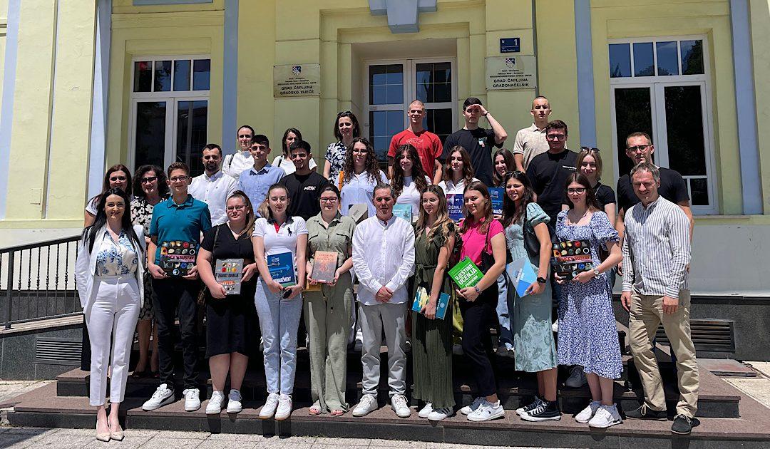 Gradonačelnik Smiljan Vidić upriličio prijem za najbolje učenike osnovnih i Srednje škole Čapljina