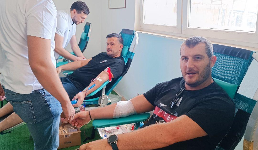Prikupljene 23 doze krvi na stadionu Čaeri u Višićima