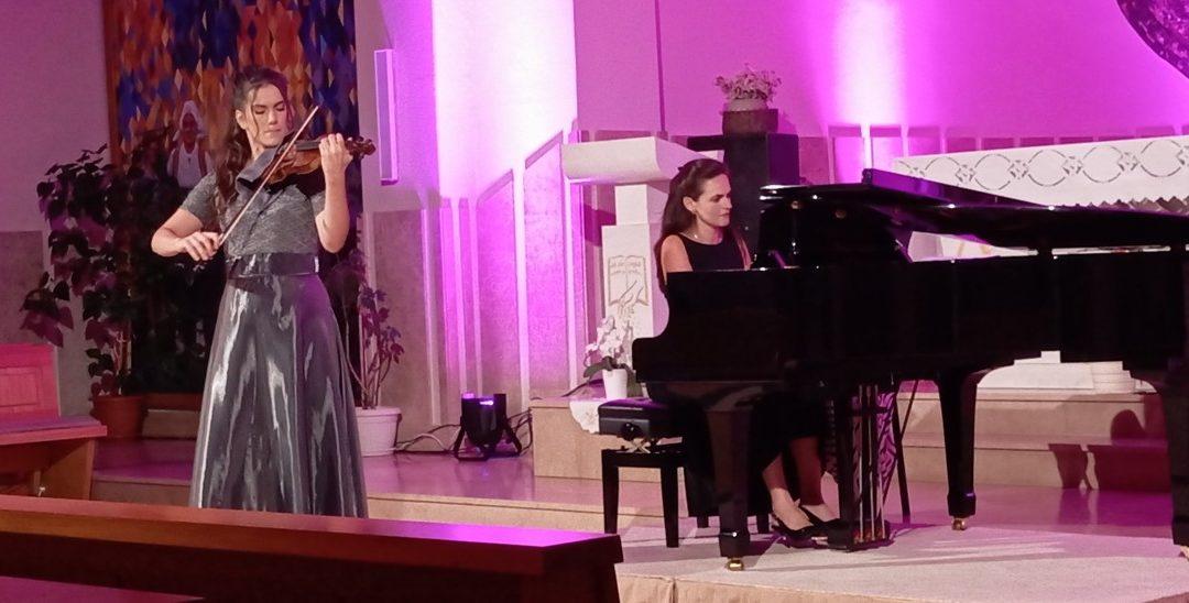 Trenutak inspiracije: sa koncerta Nike Zubac i Silvije Vukojević