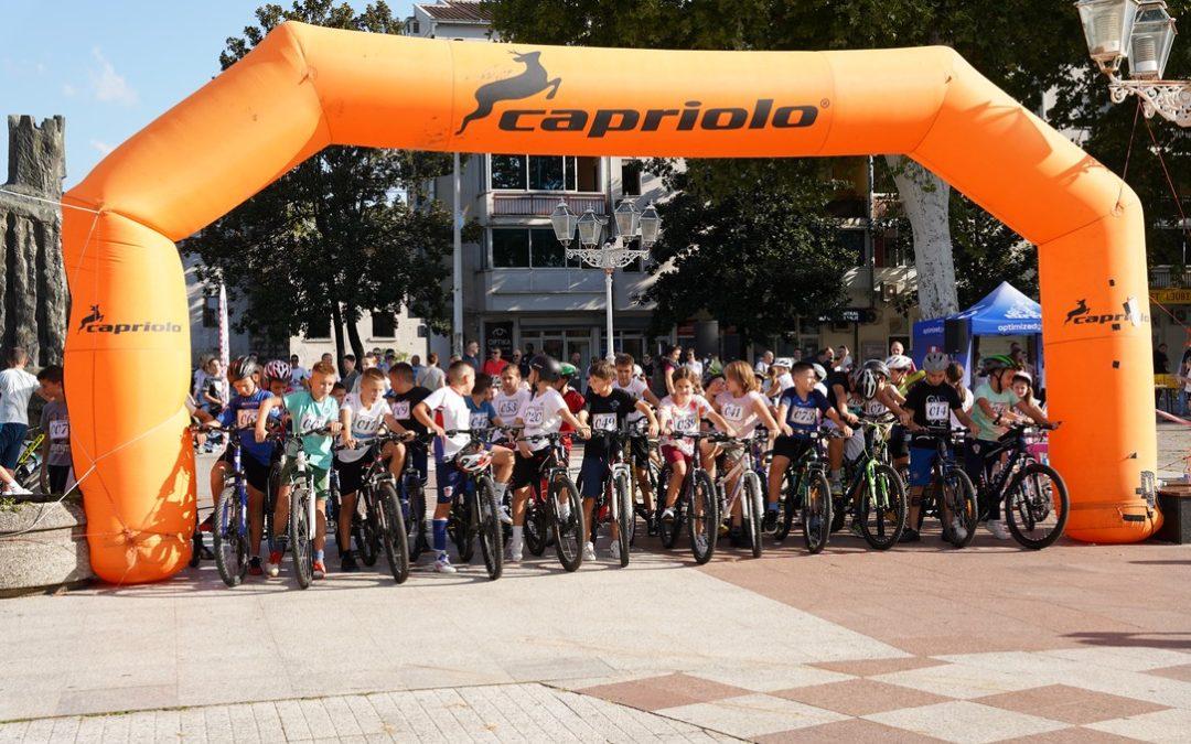 FOTO: Brojna djeca oduševljena Dječjom biciklijadom