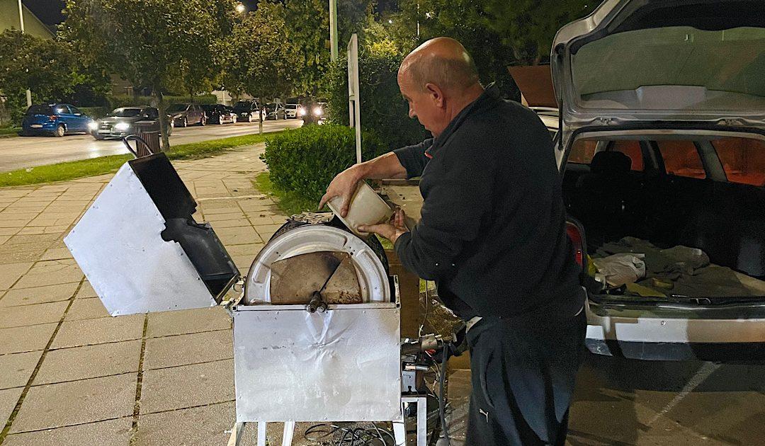 AUDIO: Mustafa Avdić i ove jeseni donosi miris pečenih kestena na čapljinske ulice