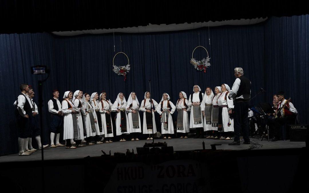 FOTO/AUDIO: Održan “Božićni 3 u 1” koncert HKUD “Zora” Struge-Gorica