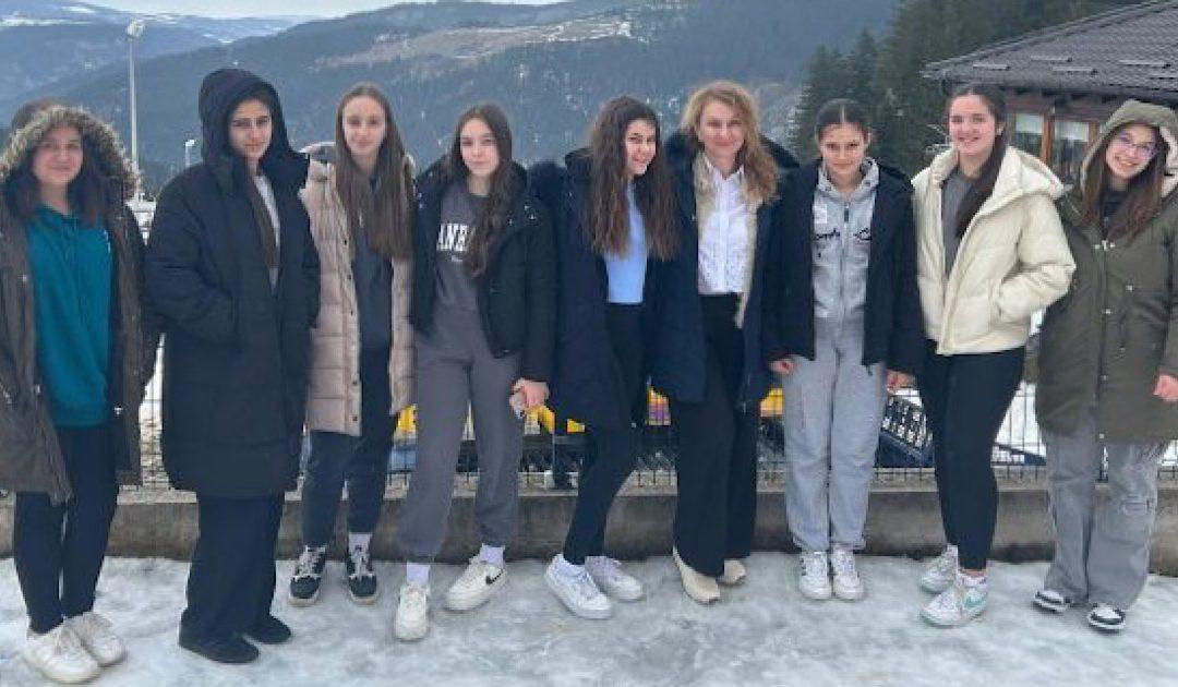 Osnovna škola Vladimira Pavlovića sudjelovala na zimskoj školi demokracije na Vlašiću