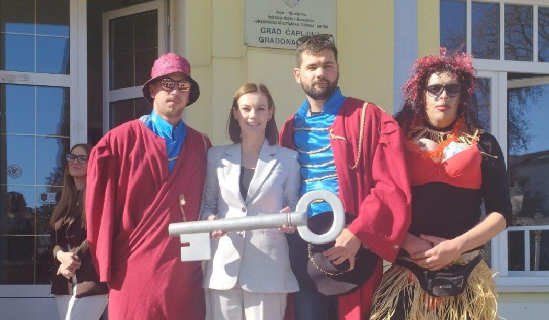 Predstavnici Maškarske Republike vratili ključeve grada