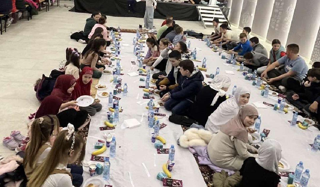 Bošnjačka zajednica kulture „Čapljina“ organizirala iftar za djecu