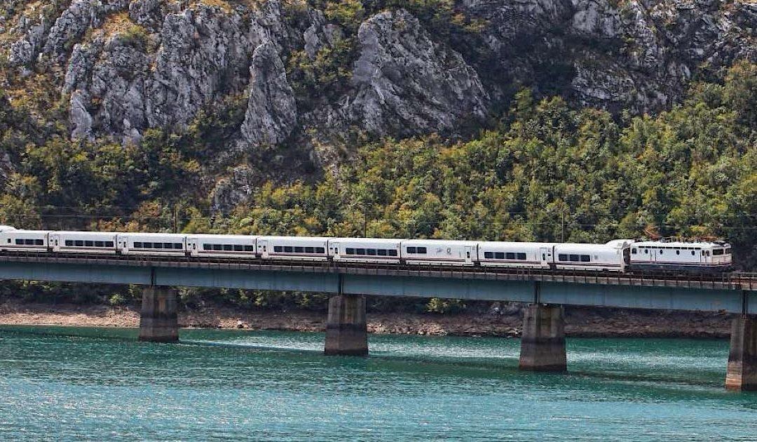 U petak počinje prometovati sezonski putnički vlak Sarajevo-Ploče