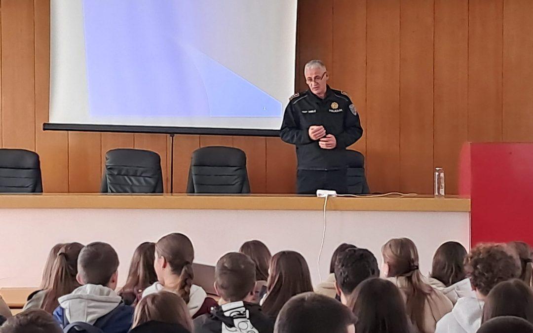 Održano preventivno predavanje čapljinskim srednjoškolcima