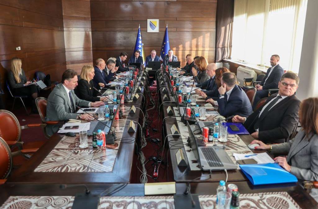 Mirovine u 2026. rastu za oko 17 posto