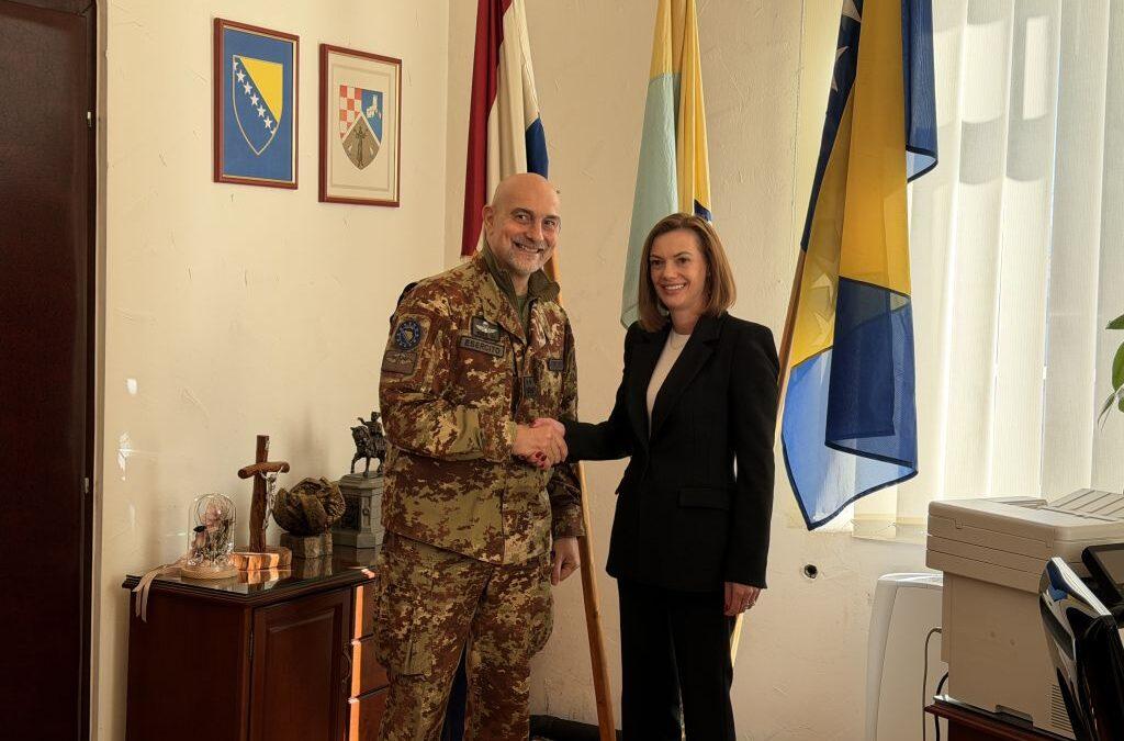 Zapovjednik EUFOR-a posjetio Čapljinu i sastao se s gradonačelnicom Raguž