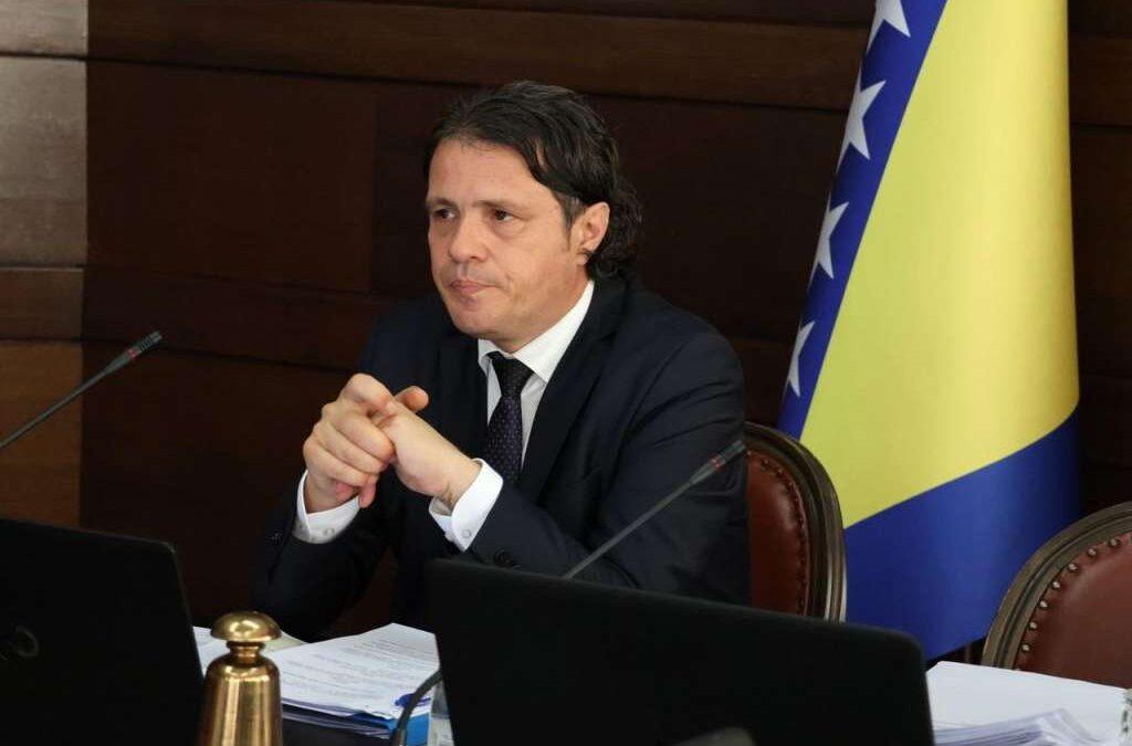 Kraljević: Poslodavci i u ovoj godini mogu radnicima neoporezivo isplatiti do 300 KM mjesečno