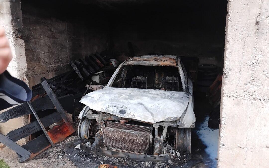 Uhićen osumnjičeni za izazivanje požara na automobilu gradske vijećnice Ilijane Jelčić
