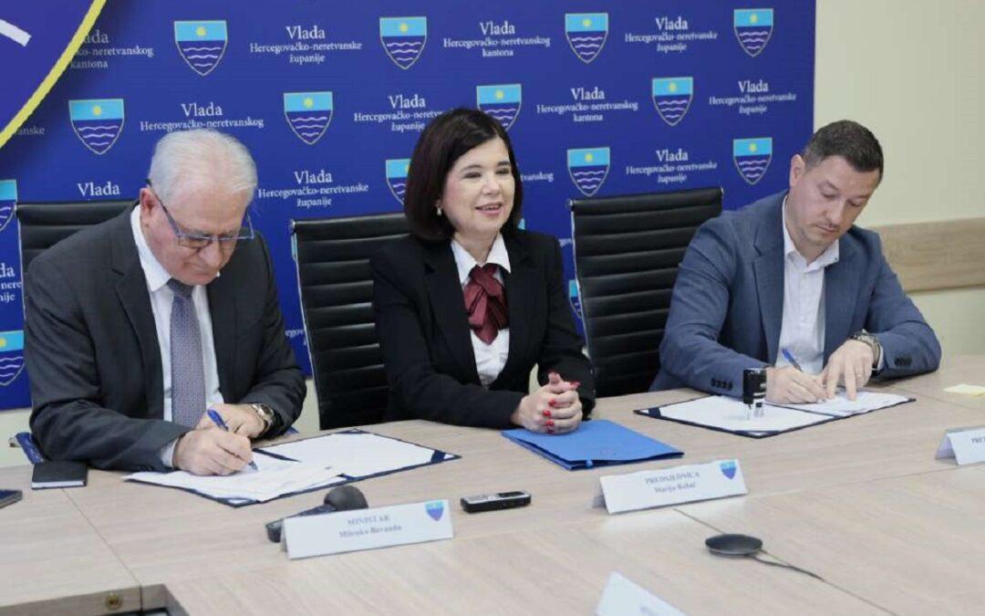 Zdravstveni radnici u HNŽ potpisali novi kolektivni ugovor, od sutra rad u punom kapacitetu