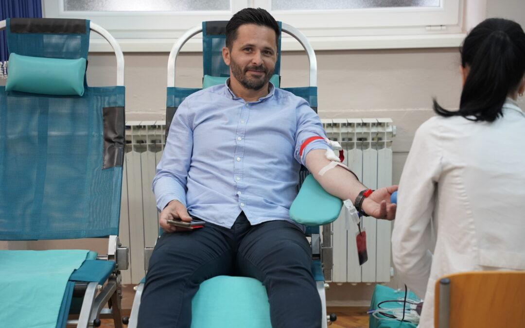 FOTO | Prikupljene 53 doze krvi u prvoj akciji dobrovoljnog darivanja krvi