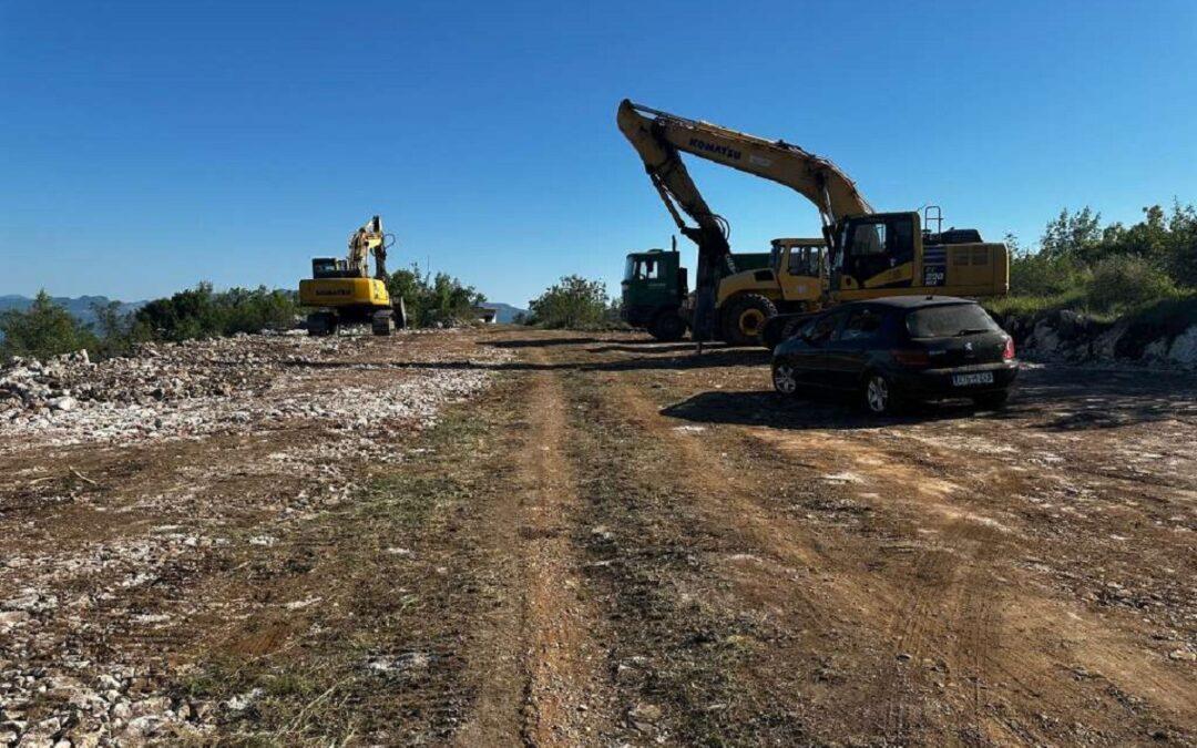 U tijeku su radovi na sanaciji biciklističko-pješačke staze u Čapljini