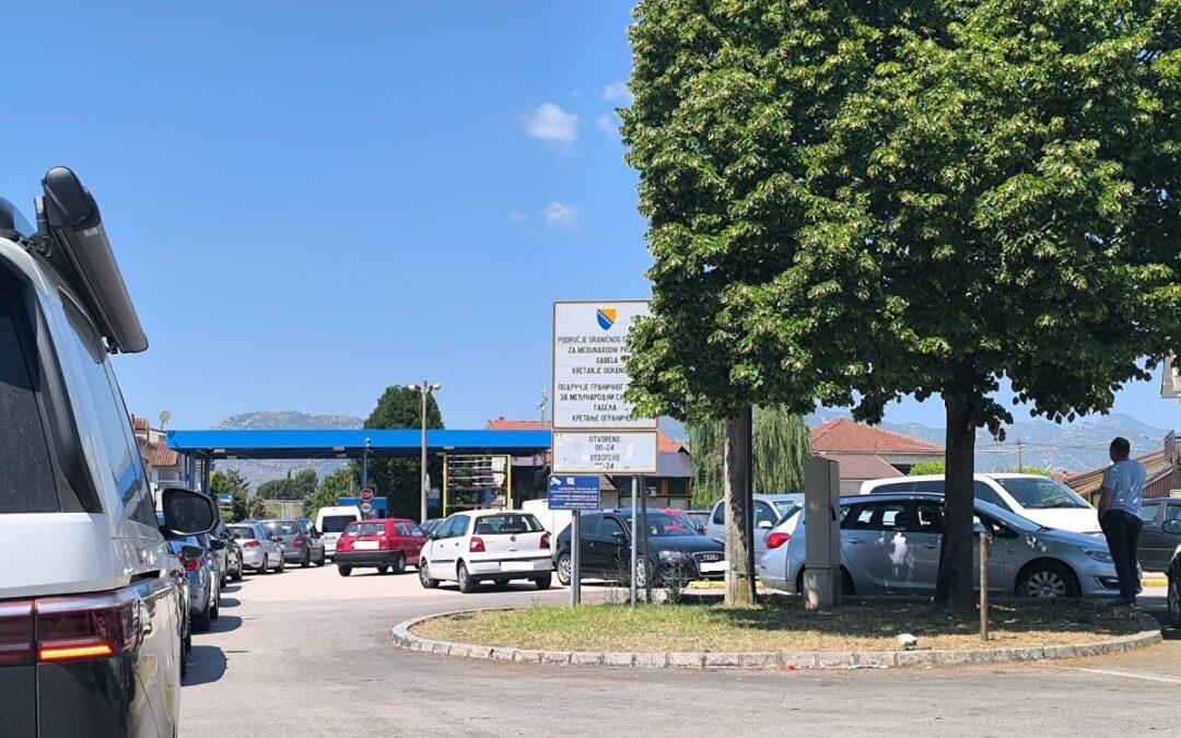 Unatoč potpisanom Ugovoru između BiH i Hrvatske, nisu svi granični prijelazi dobili viši status, Unka i dalje ostaje u režimu pograničnog prometa