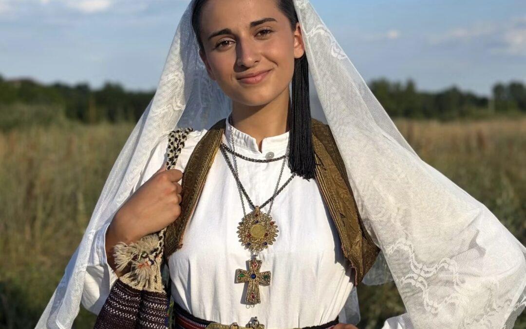 Eva Matić u utrci za najljepšu Hrvaticu u narodnoj nošnji izvan RH