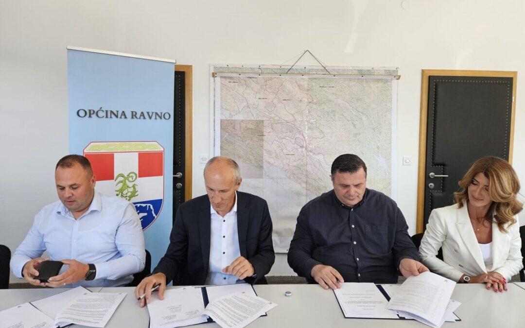 Potpisan ugovor za izgradnju magistralne ceste M-17.6, dionica Hutovo-Ravno vrijedan 43 milijuna KM