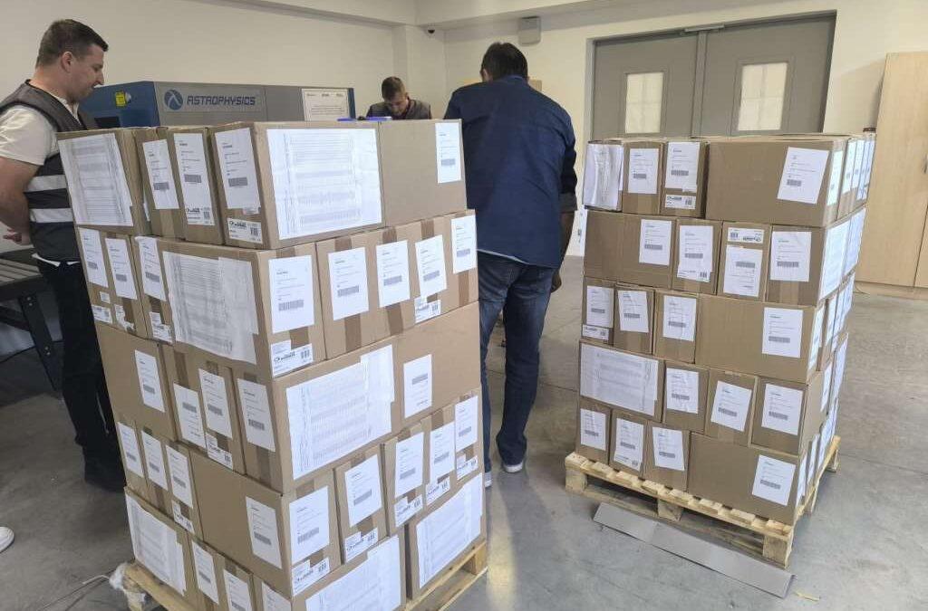 SIP BiH: Za glasanje izvan BiH registrirano 48.078 birača, počela distribucija listića