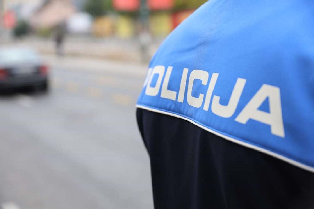 Policijia jakna