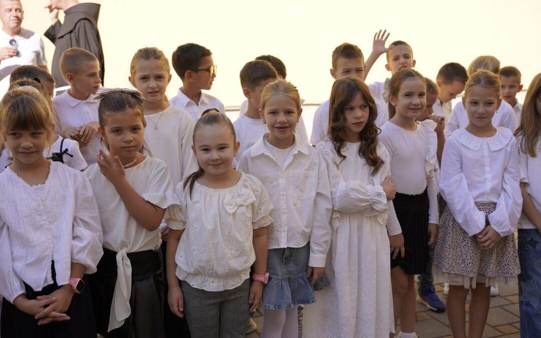 Foto: Svečano proslavljen dan Osnovne škole  „Vladimira Pavlović“ Čapljina